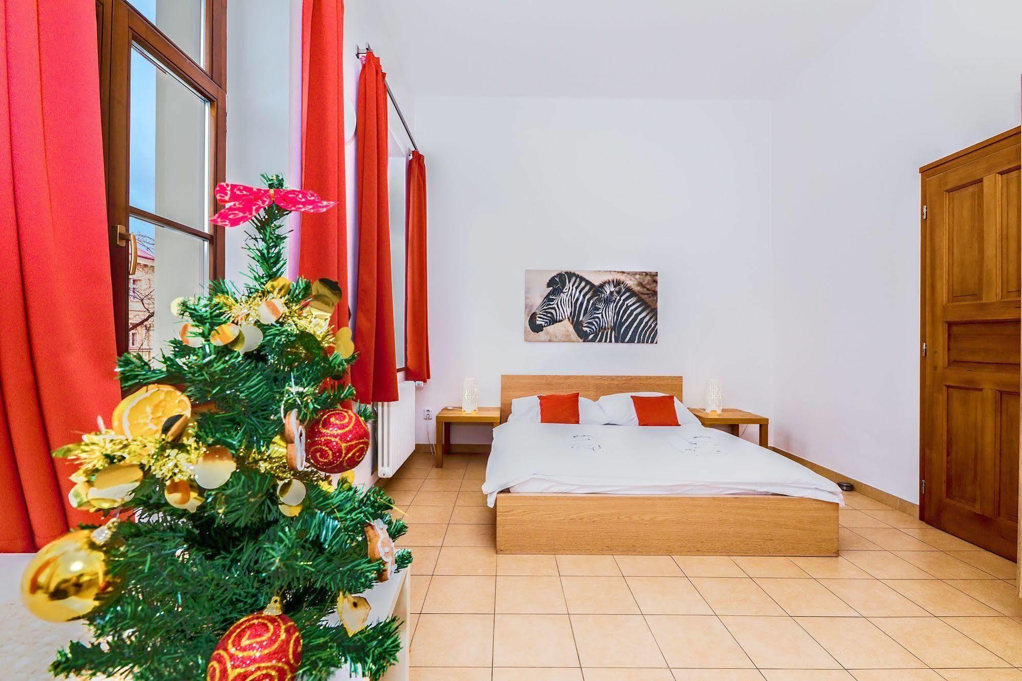 Ginosi Elema Apartel Apartment Prague